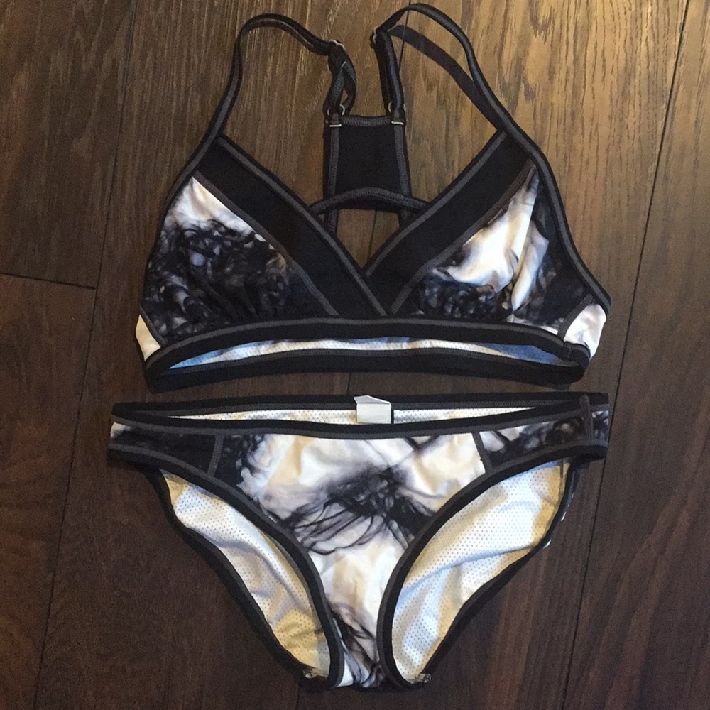 Oakley 2 Piece Swim Suit